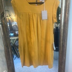 Chelsea28 Golden Yellow Linen Dress. NWT. Sz Medium. Pockets!